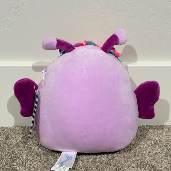 Brenda - Picture 2 of 10